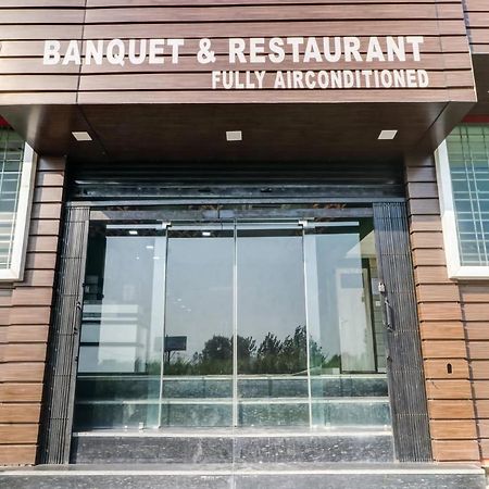 Oyo Flagship 83121 Hotel Rose Vip 사하란푸르 외부 사진