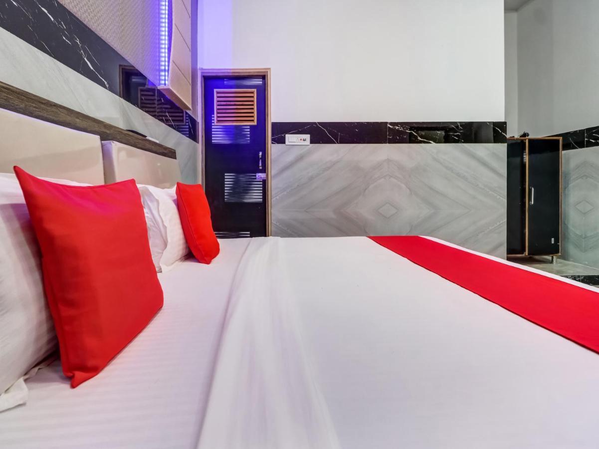 Oyo Flagship 83121 Hotel Rose Vip 사하란푸르 외부 사진